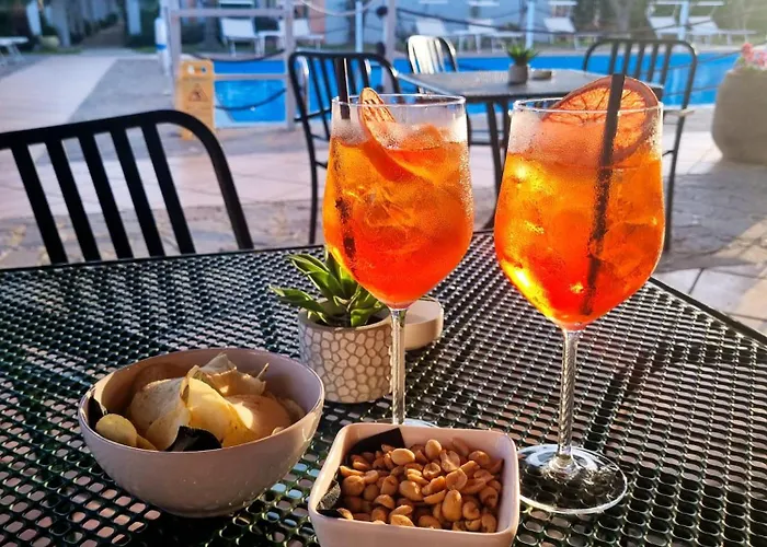 Ih Le Zagare فندق 4*